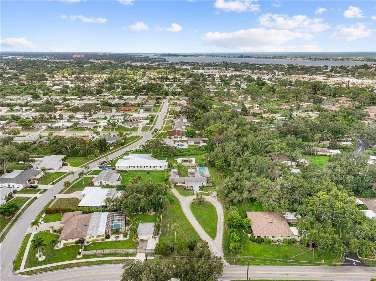 Single Family Residence at 2404 BISPHAM RD, SARASOTA, photo 39 of 54