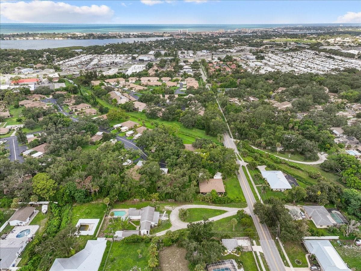 Single Family Residence at 2404 BISPHAM RD, SARASOTA, photo 40 of 54