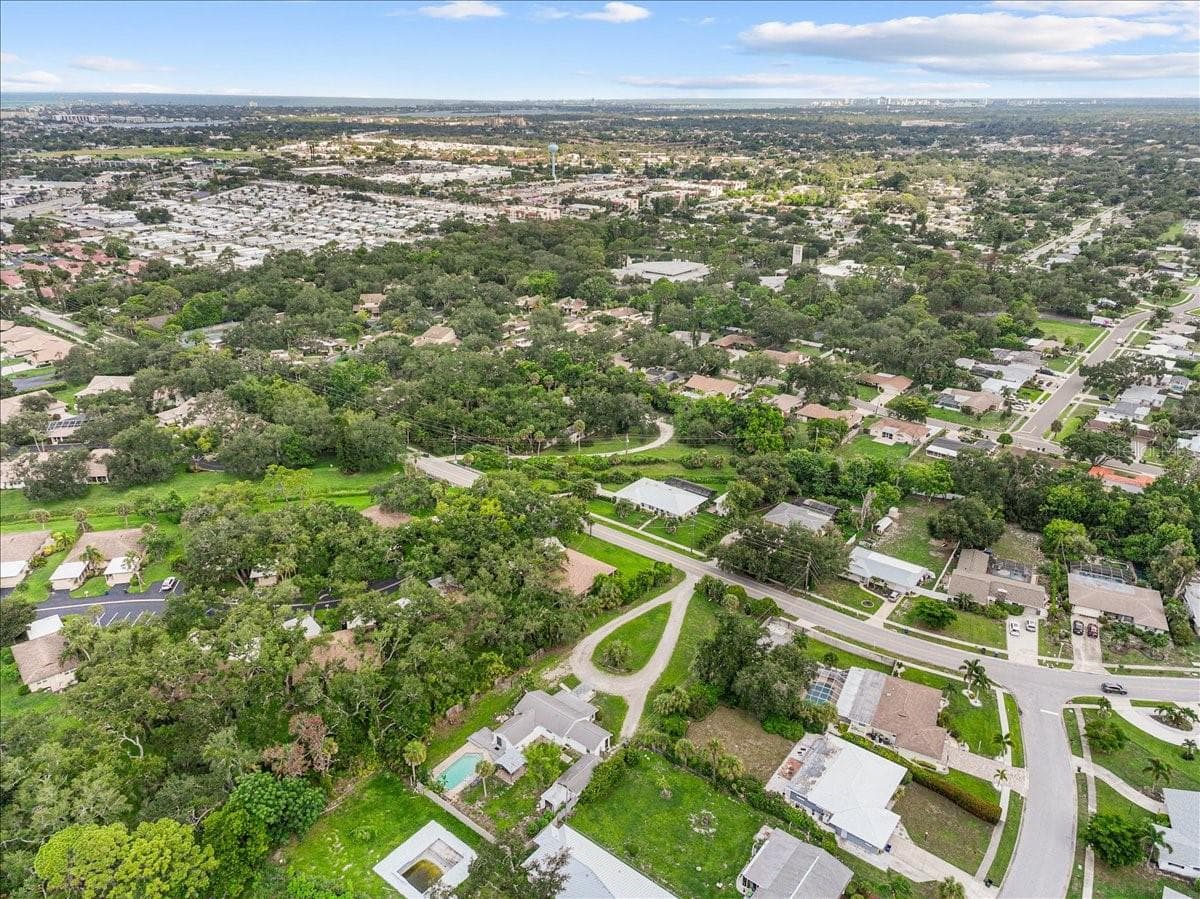 Single Family Residence at 2404 BISPHAM RD, SARASOTA, photo 41 of 54