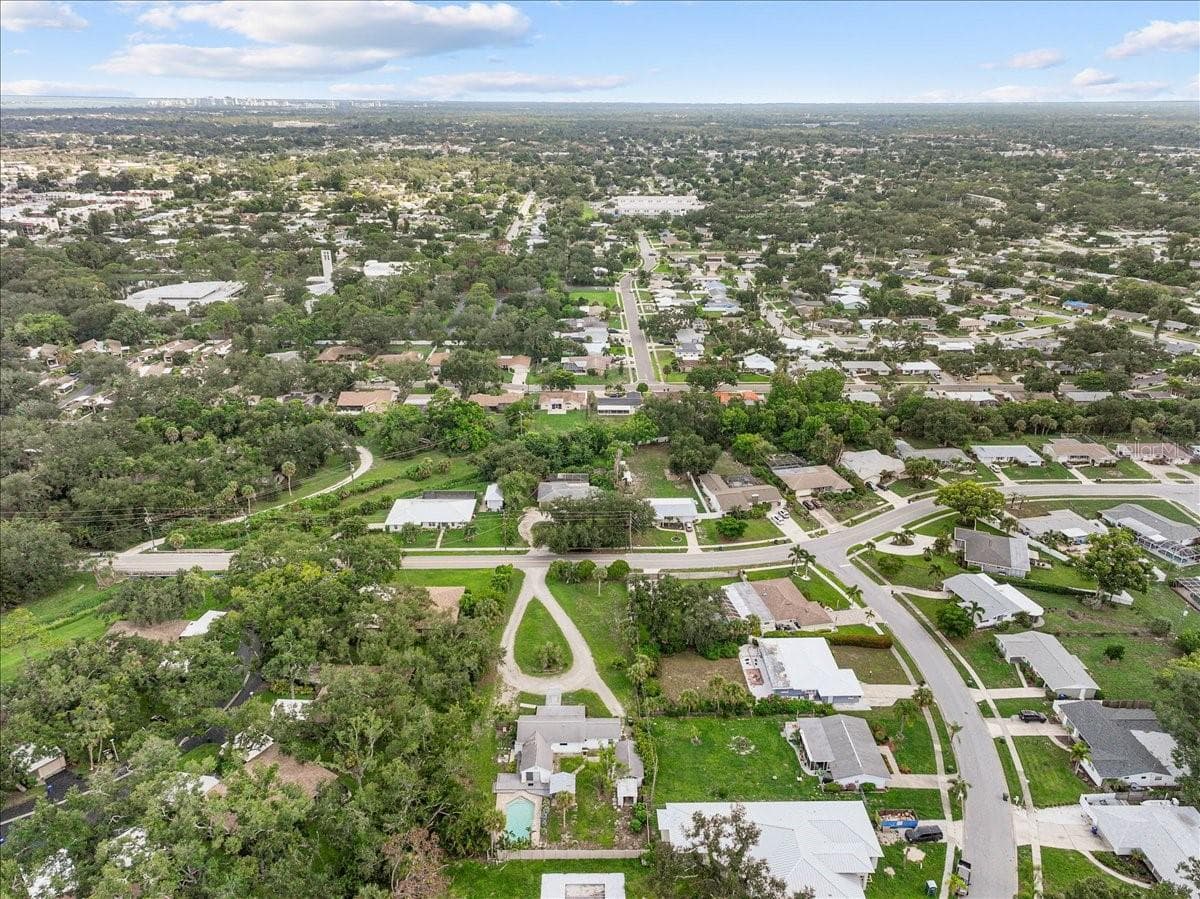 Single Family Residence at 2404 BISPHAM RD, SARASOTA, photo 42 of 54