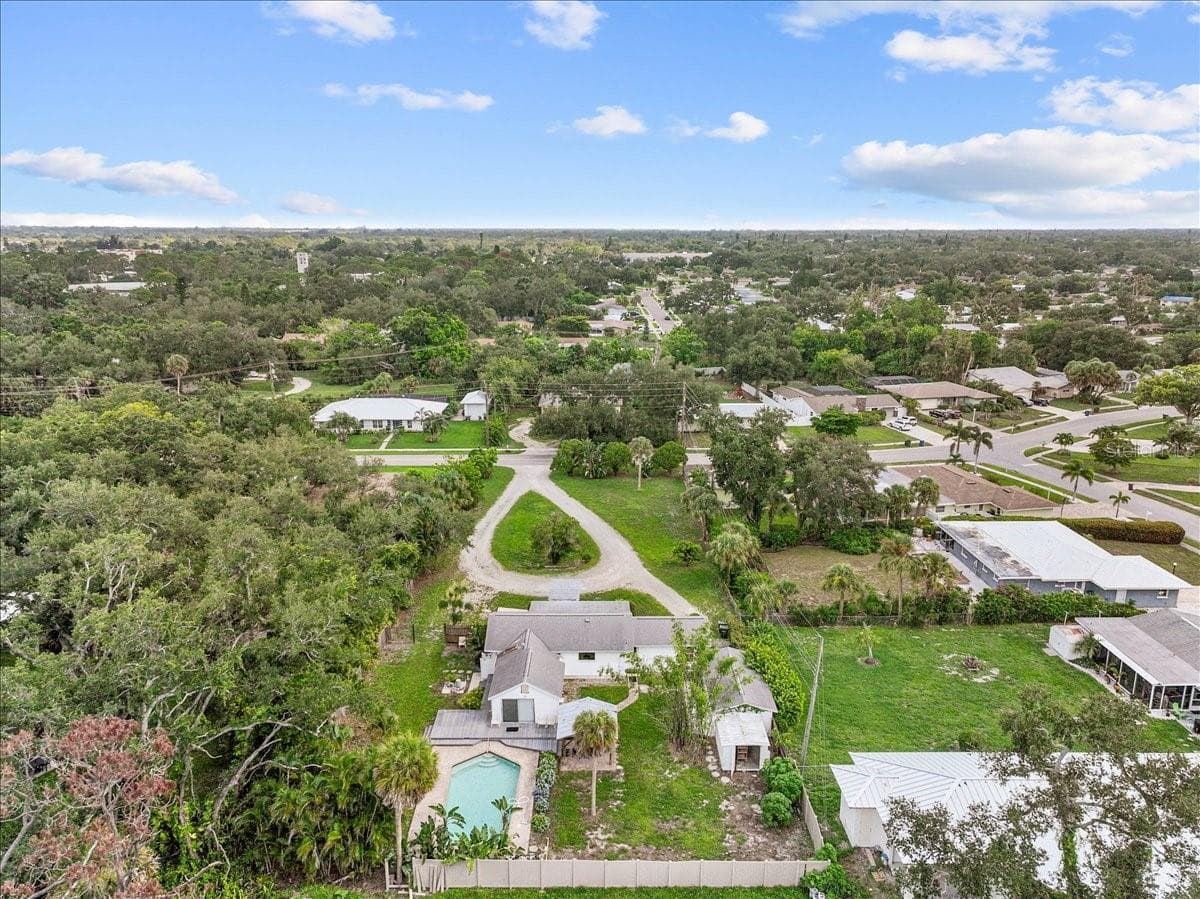 Single Family Residence at 2404 BISPHAM RD, SARASOTA, photo 43 of 54