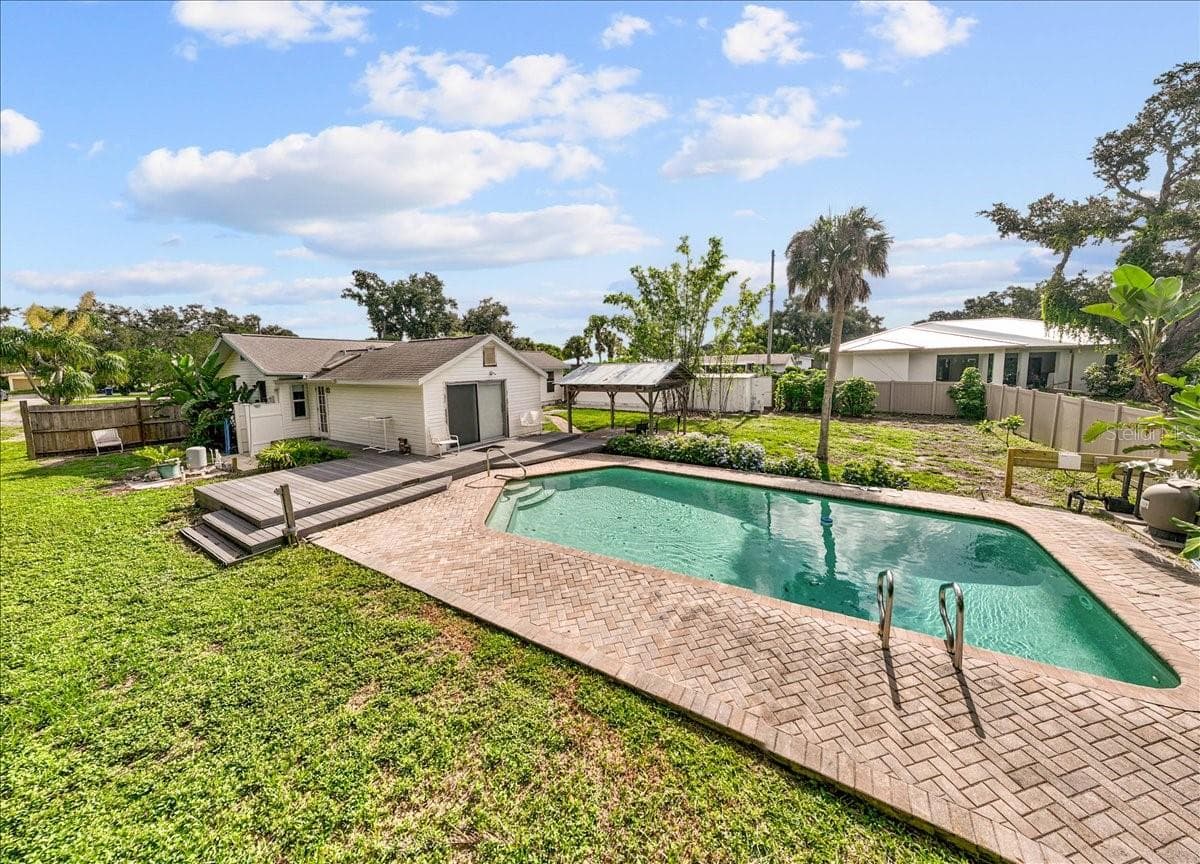 Single Family Residence at 2404 BISPHAM RD, SARASOTA, photo 47 of 54