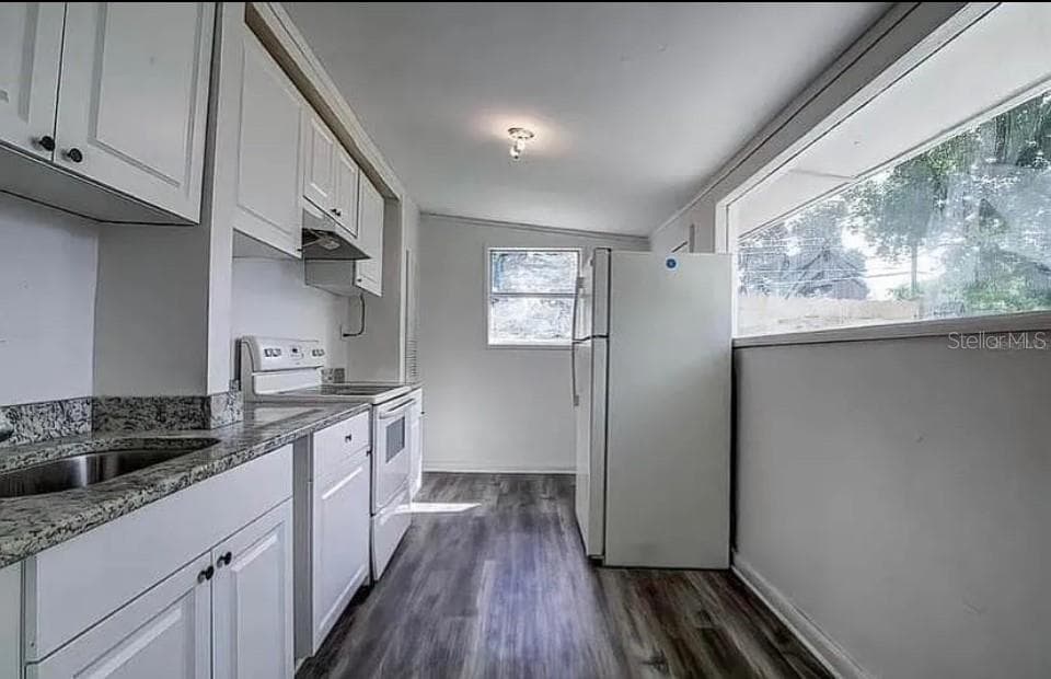 Single Family Residence at 8428 N HIGHLAND AVE, TAMPA, photo 6 of 13