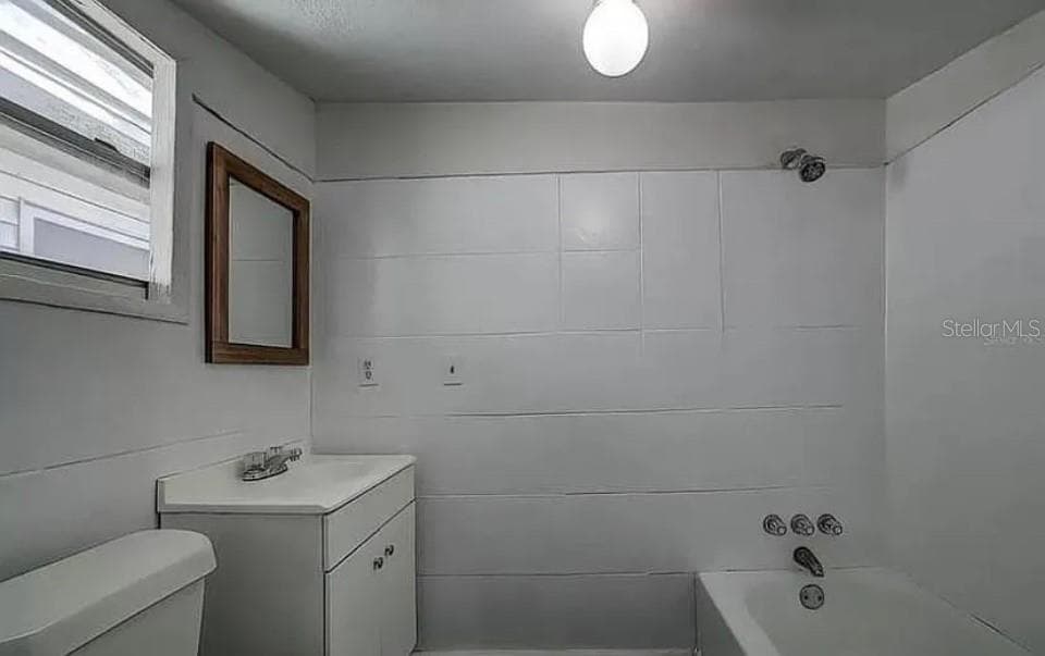 Single Family Residence at 8428 N HIGHLAND AVE, TAMPA, photo 8 of 13