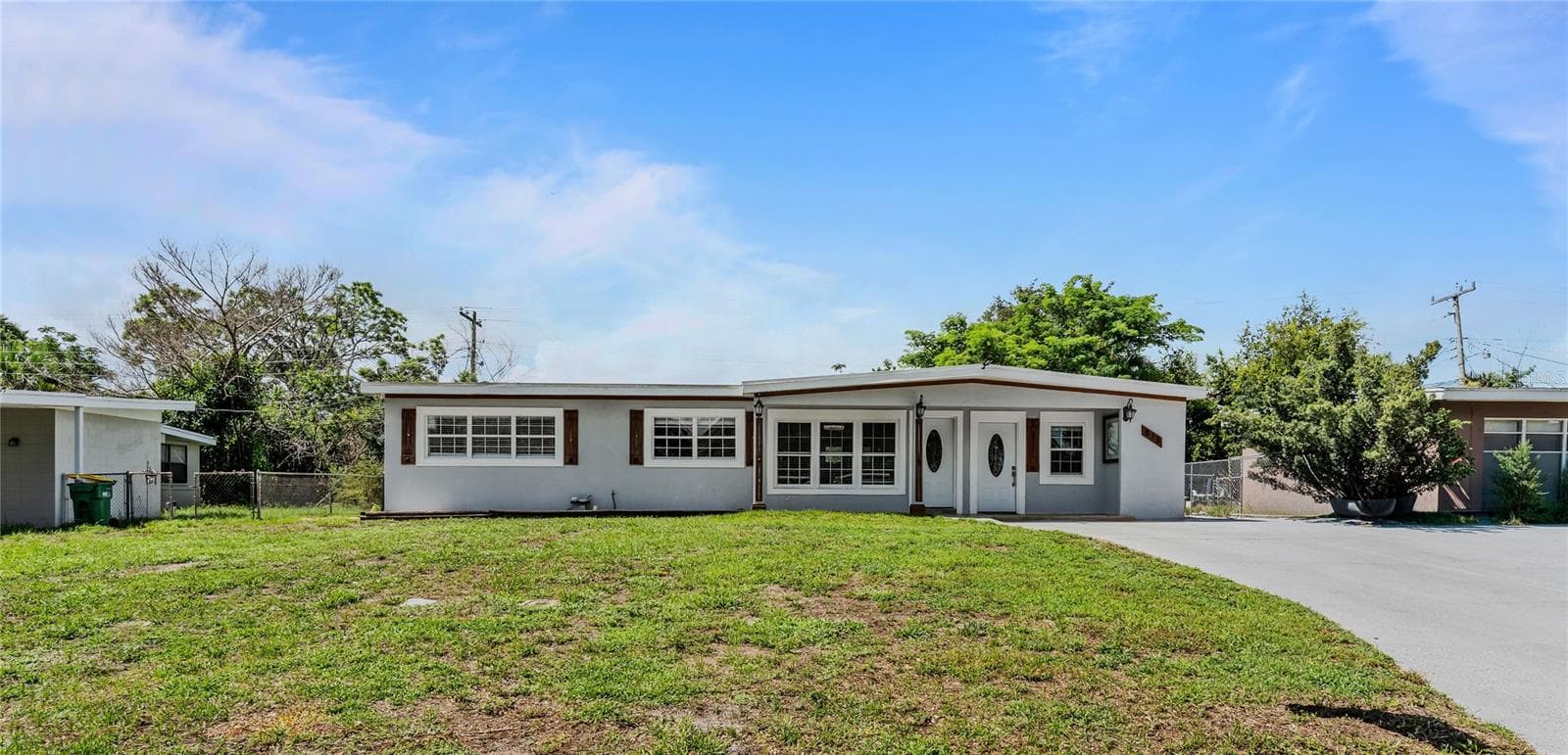 Single Family Residence at 815 W HIGHLAND DR, COCOA, photo 3 of 24