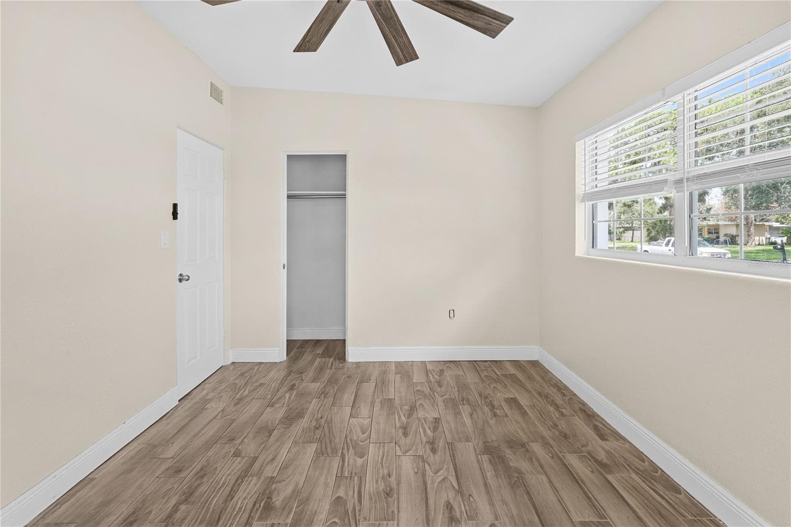 Single Family Residence at 815 W HIGHLAND DR, COCOA, photo 19 of 24
