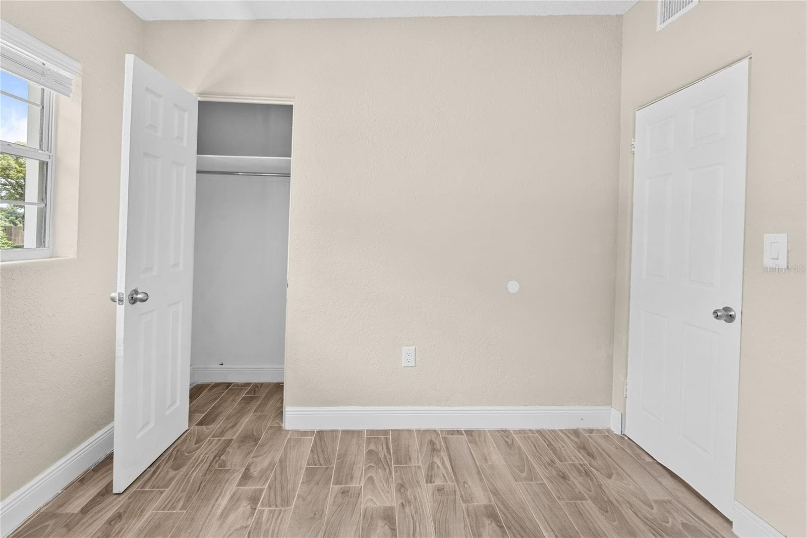 Single Family Residence at 815 W HIGHLAND DR, COCOA, photo 20 of 24