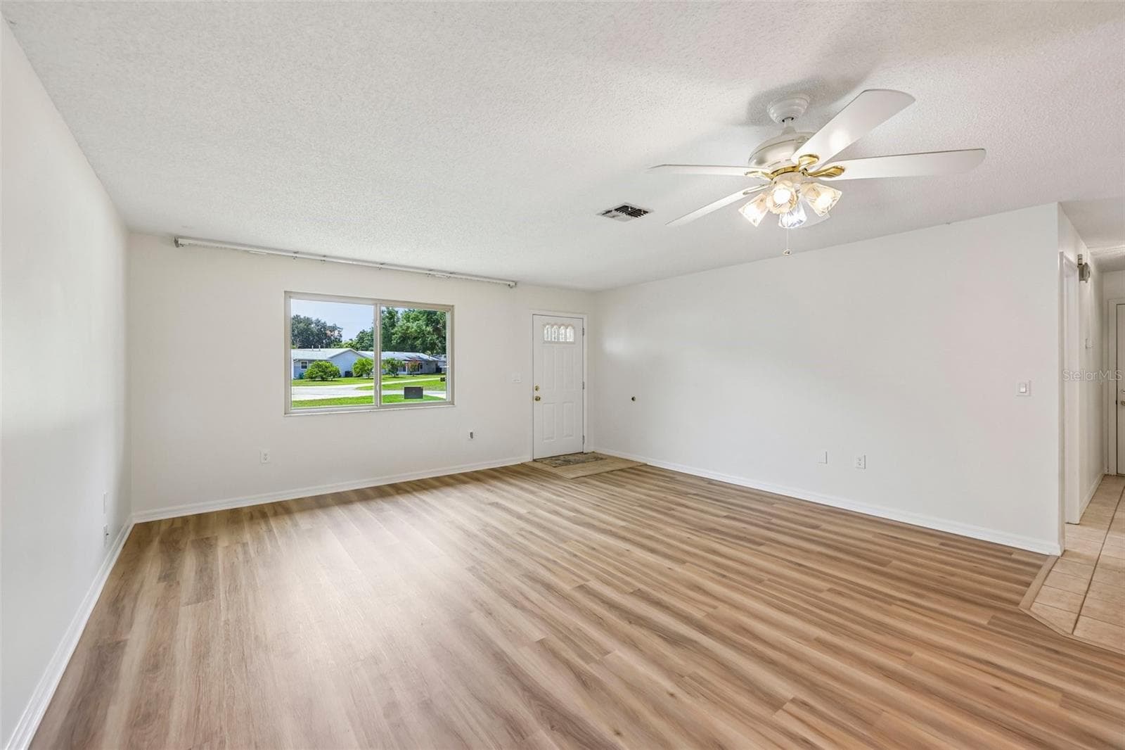 Single Family Residence at 70 STONE HAVEN CT, LEESBURG, photo 7 of 54