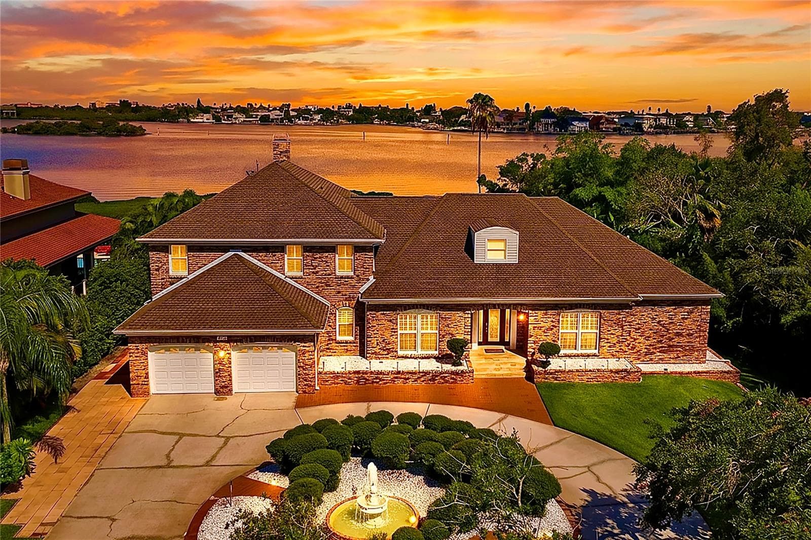 12816 HARBORWOOD DR