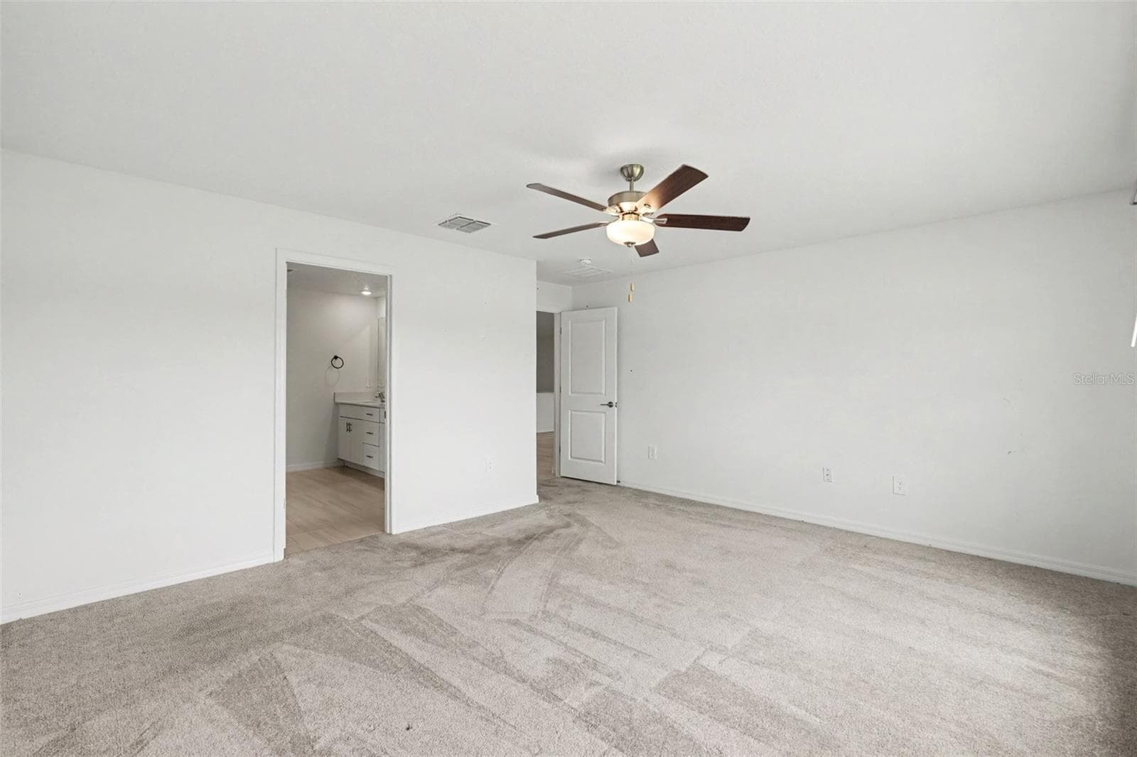 Single Family Residence at 15281 ZIRCON RED DR, WIMAUMA, photo 7 of 20