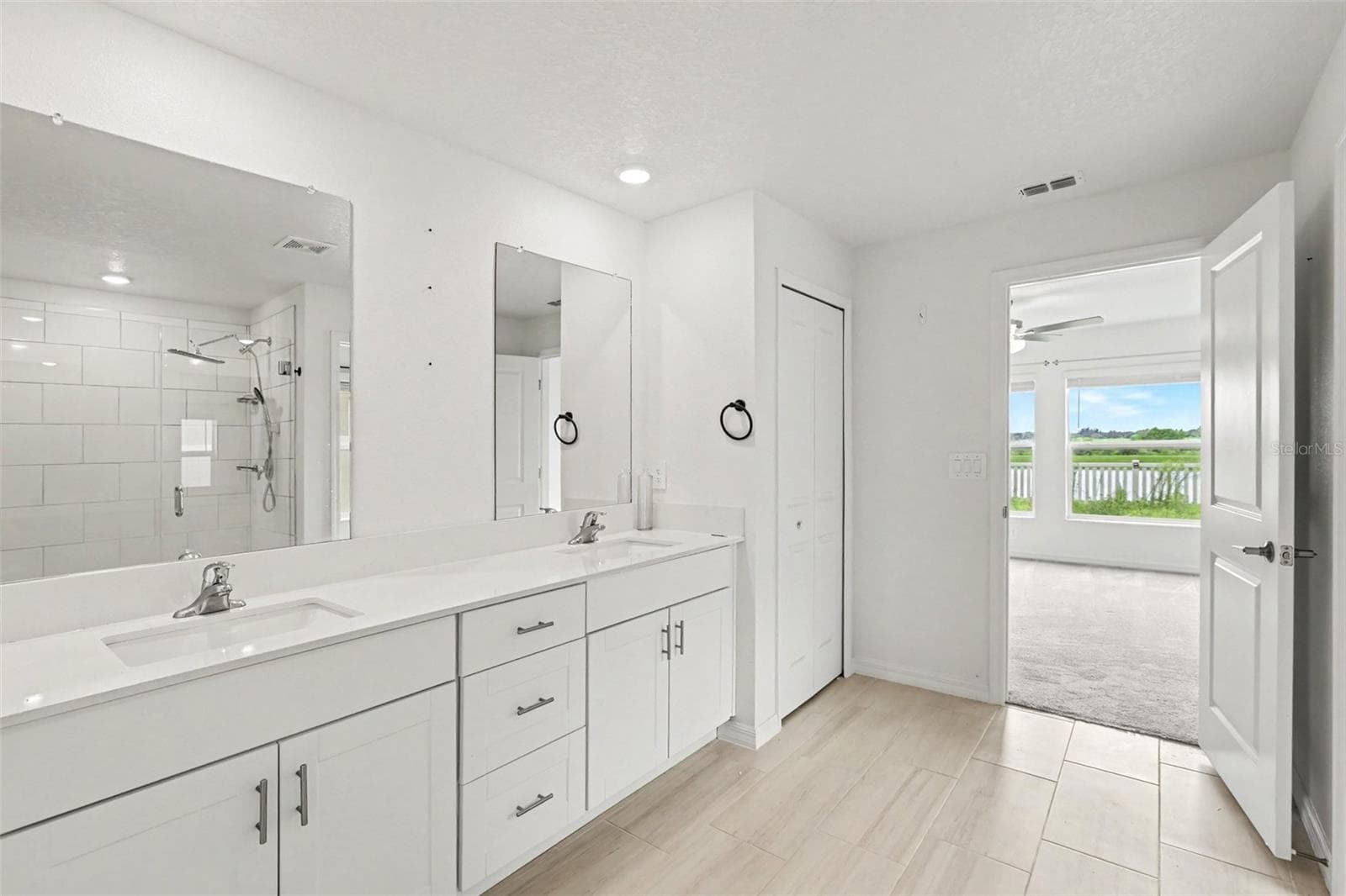 Single Family Residence at 15281 ZIRCON RED DR, WIMAUMA, photo 8 of 20