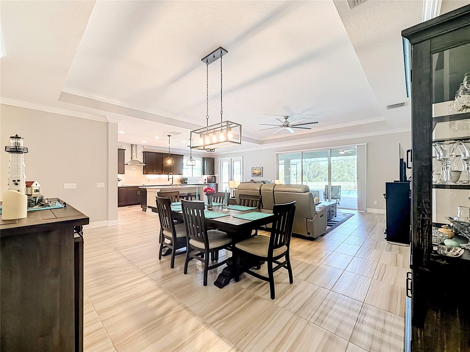 Single Family Residence at 19563 LEONARD RD, LUTZ, photo 4 of 49