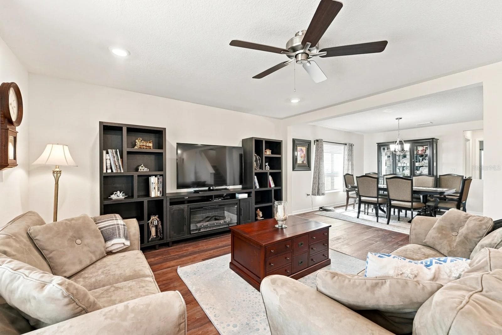 Great Room - 455 OVERPOOL AVE, DAVENPORT