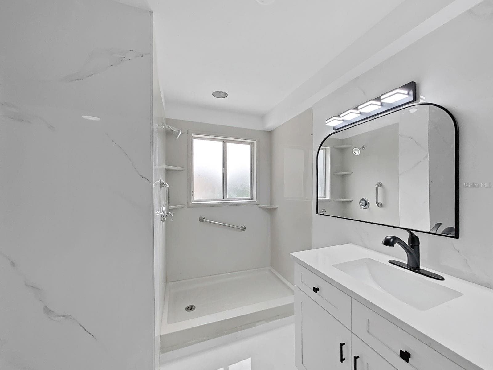 Primary En-Suite Bathroom - 1612 PROWMORE DR, BRANDON