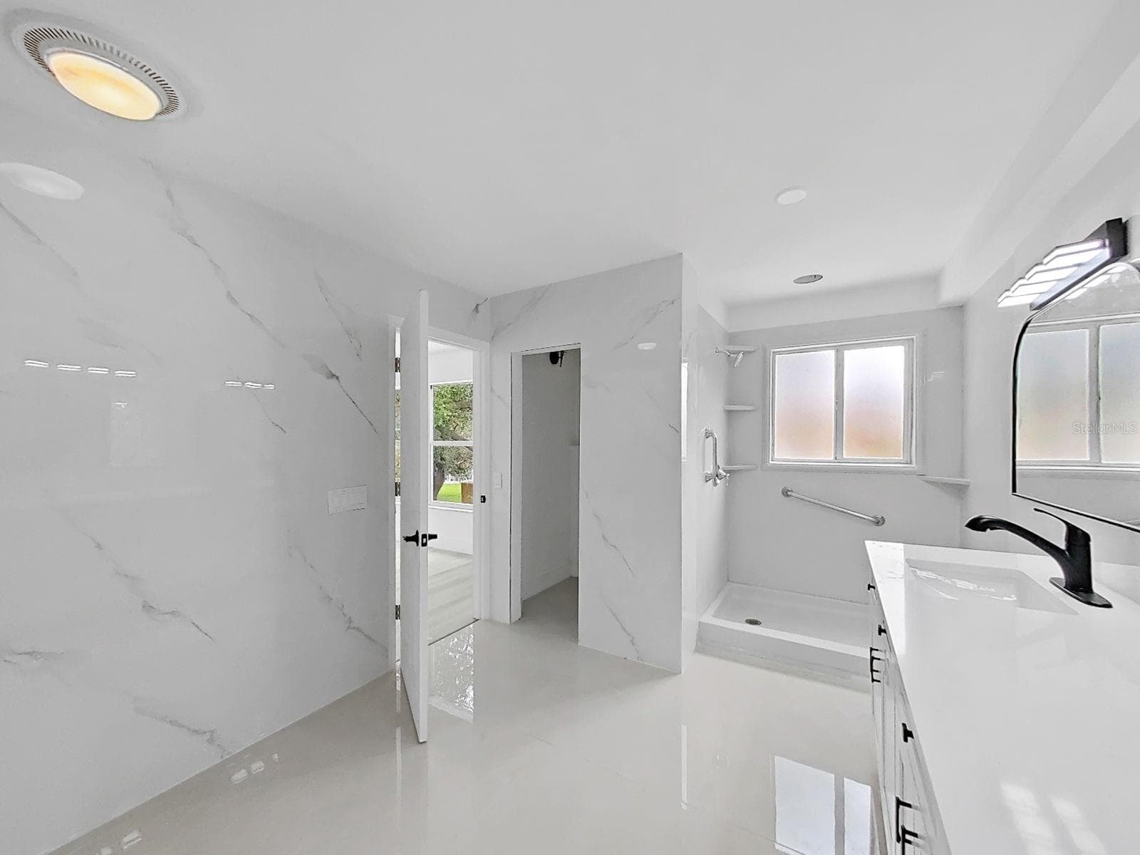 Primary En-Suite Bathroom - 1612 PROWMORE DR, BRANDON