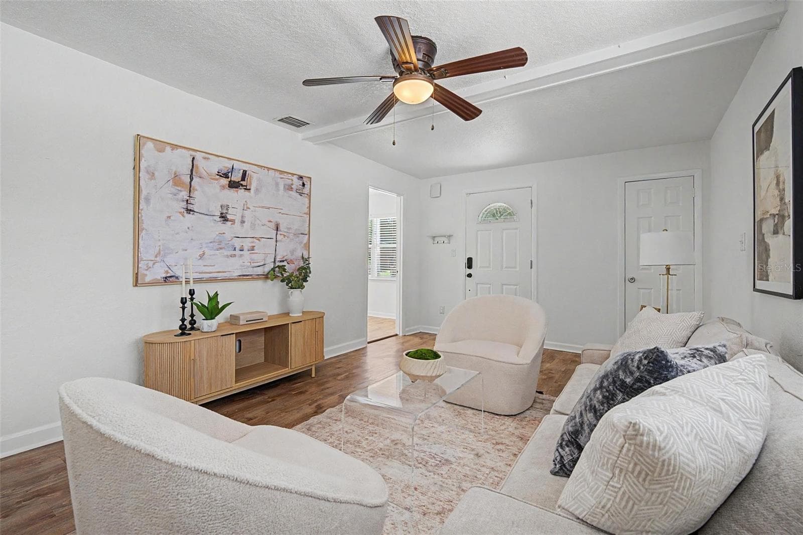Single Family Residence at 3913 N LYNN AVE, TAMPA, photo 3 of 33