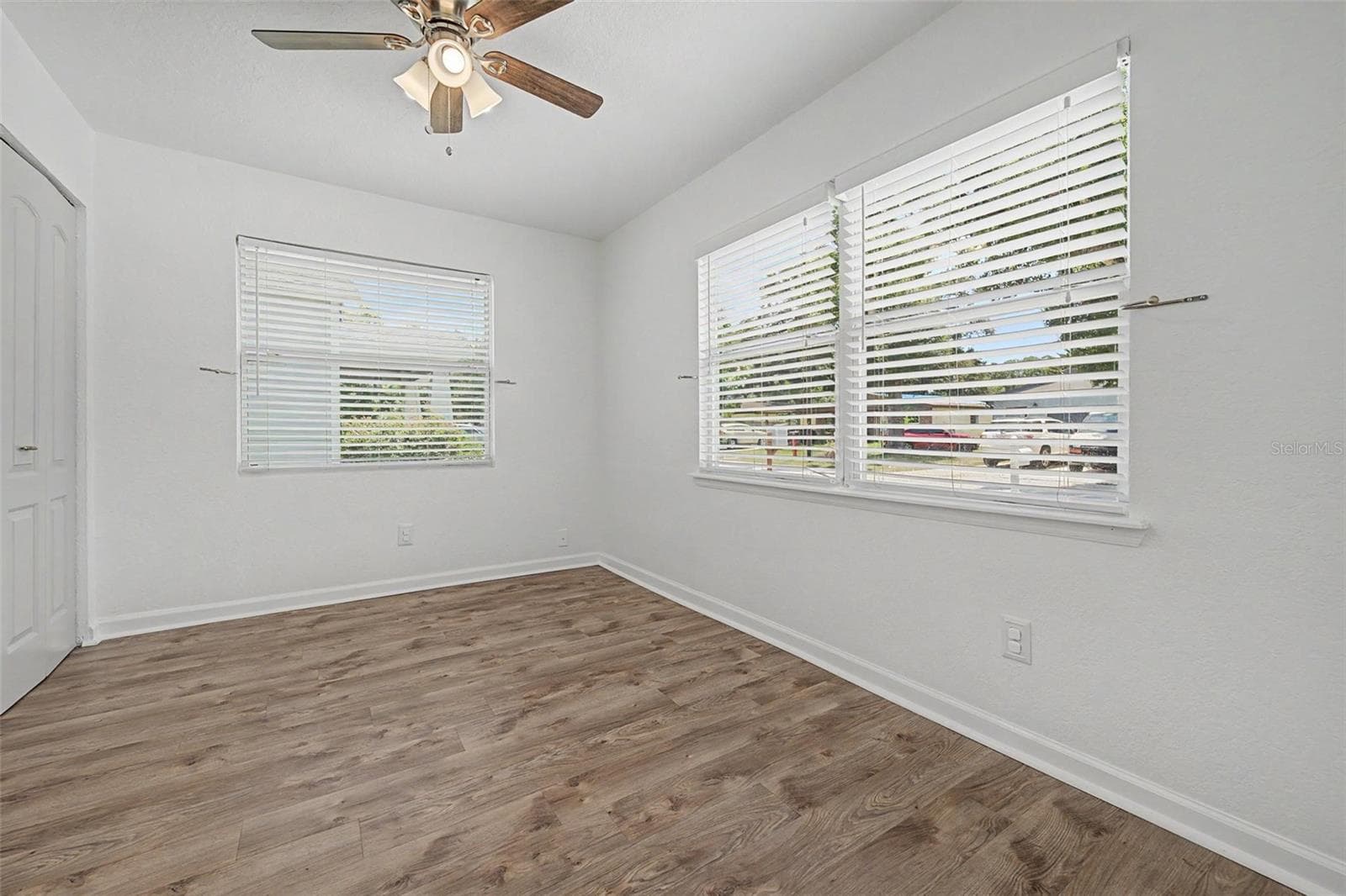 Single Family Residence at 3913 N LYNN AVE, TAMPA, photo 14 of 33