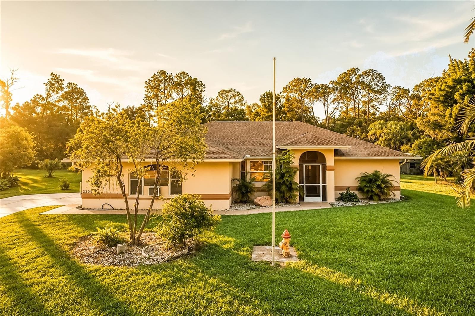 Single Family Residence at 2209 TROPICAIRE BLVD, NORTH PORT, photo 2 of 69