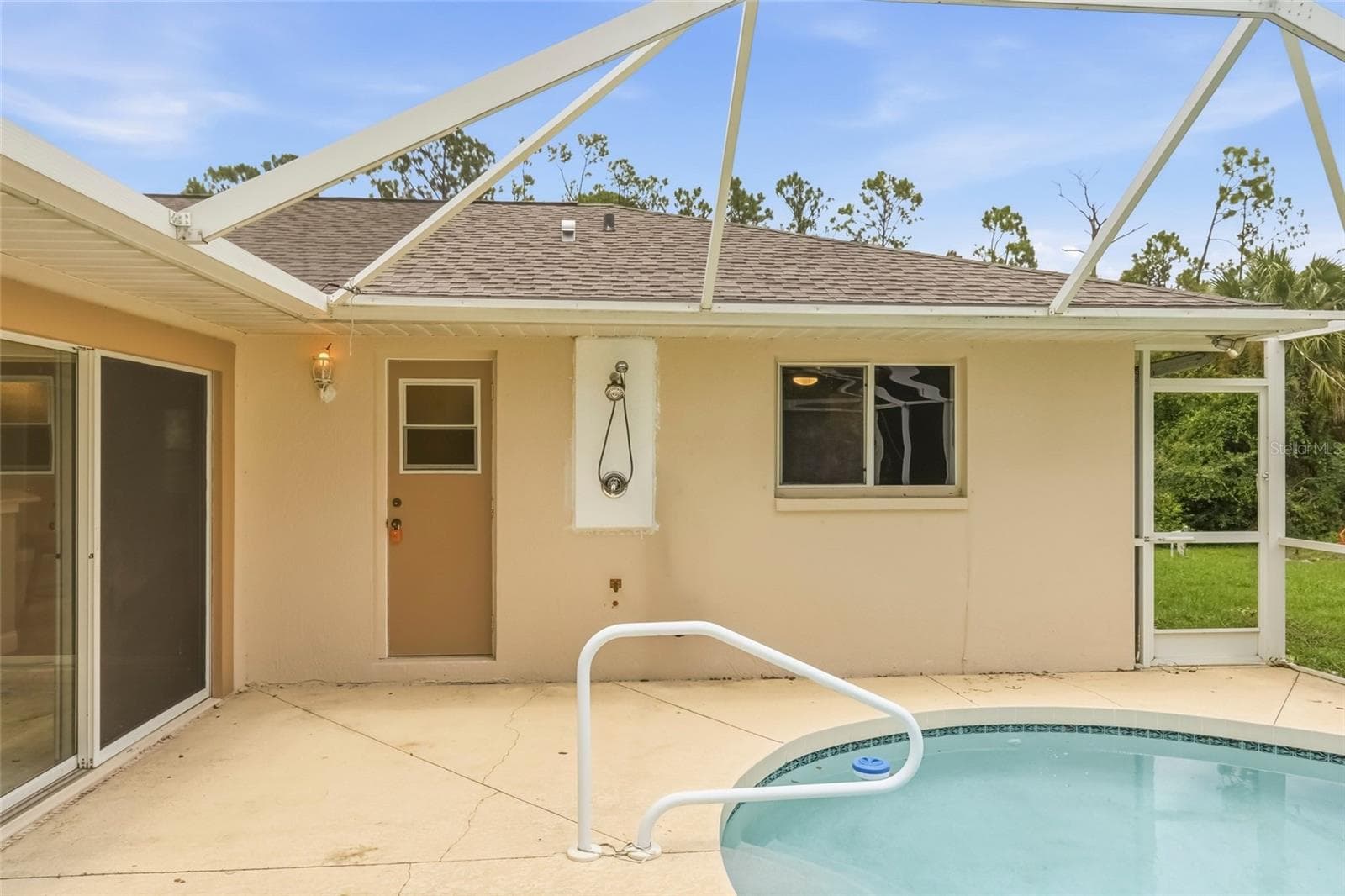Single Family Residence at 2209 TROPICAIRE BLVD, NORTH PORT, photo 39 of 69