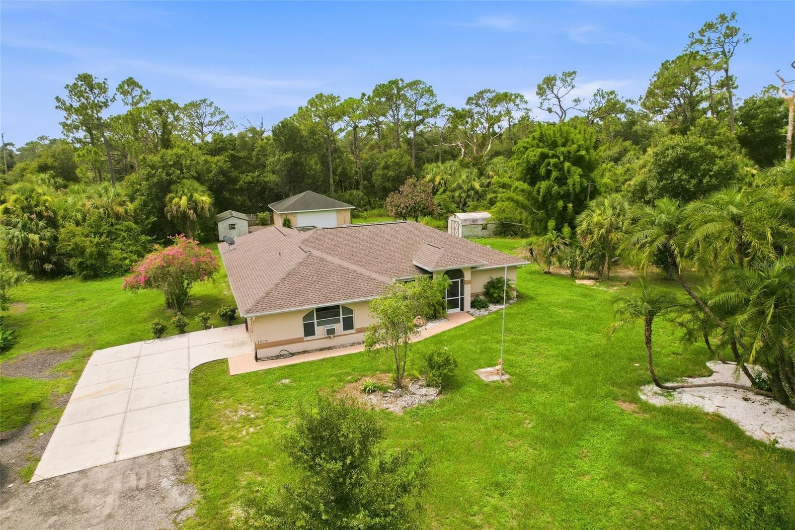 Single Family Residence at 2209 TROPICAIRE BLVD, NORTH PORT, photo 46 of 69