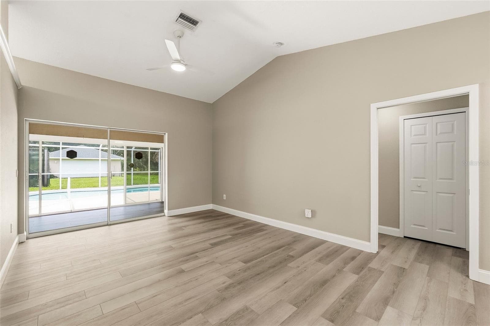 Single Family Residence at 2209 TROPICAIRE BLVD, NORTH PORT, photo 17 of 69