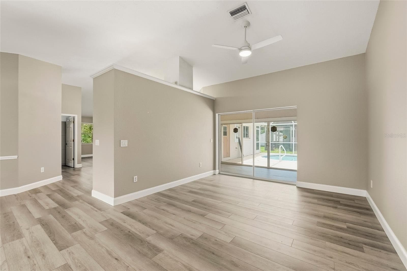 Single Family Residence at 2209 TROPICAIRE BLVD, NORTH PORT, photo 9 of 69