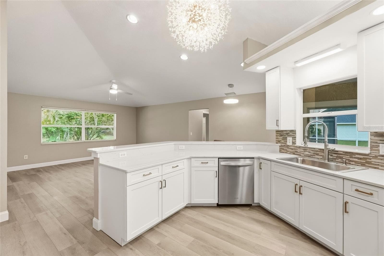 Single Family Residence at 2209 TROPICAIRE BLVD, NORTH PORT, photo 19 of 69