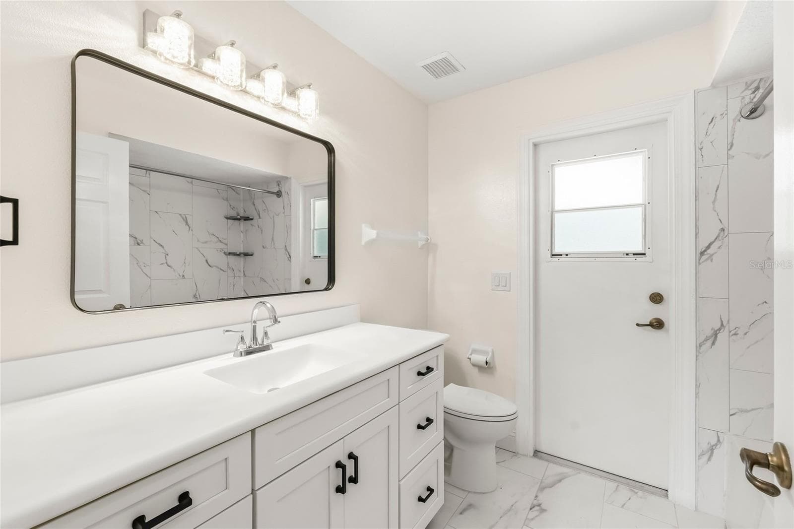 Single Family Residence at 2209 TROPICAIRE BLVD, NORTH PORT, photo 30 of 69