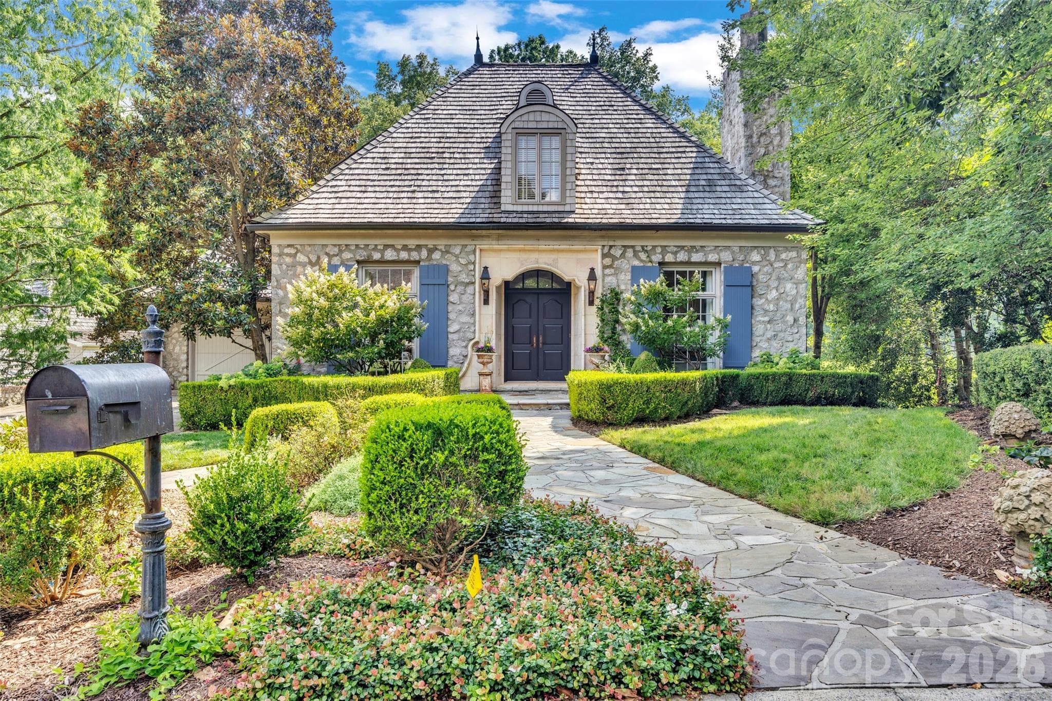 2214 La Maison Drive