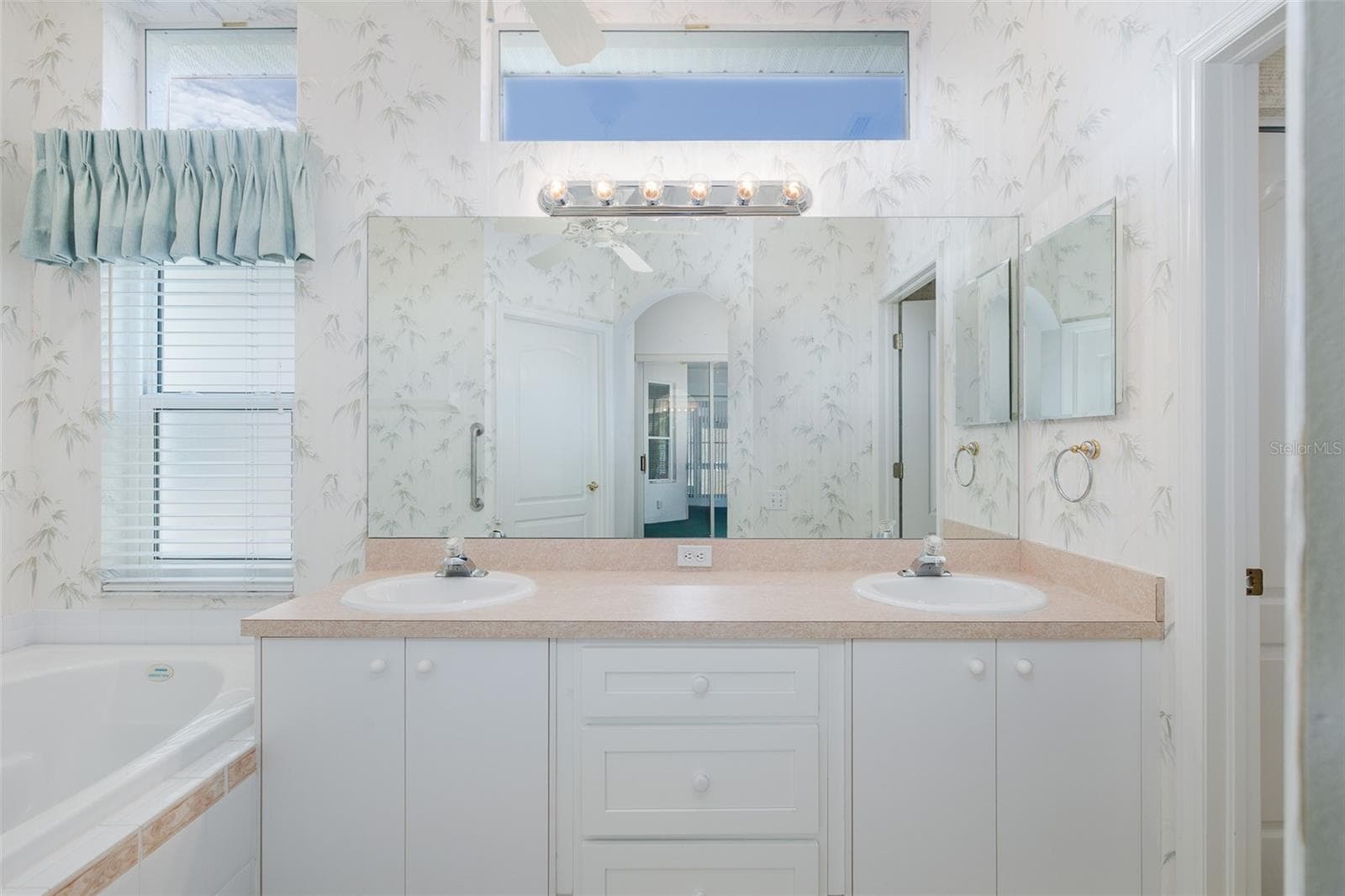 Single Family Residence at 1239 STADLER DR, NEW PORT RICHEY, photo 31 of 56