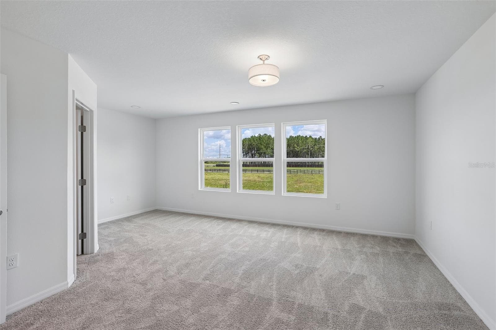 Townhouse at 34563 TURPINS AVE, ZEPHYRHILLS, photo 13 of 27