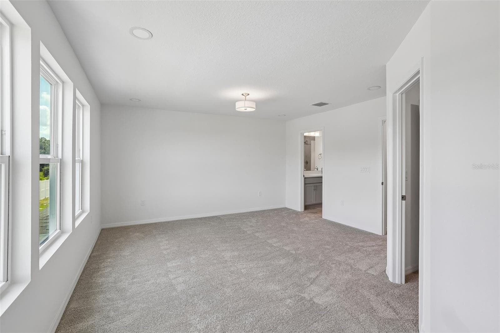 Townhouse at 34563 TURPINS AVE, ZEPHYRHILLS, photo 14 of 27