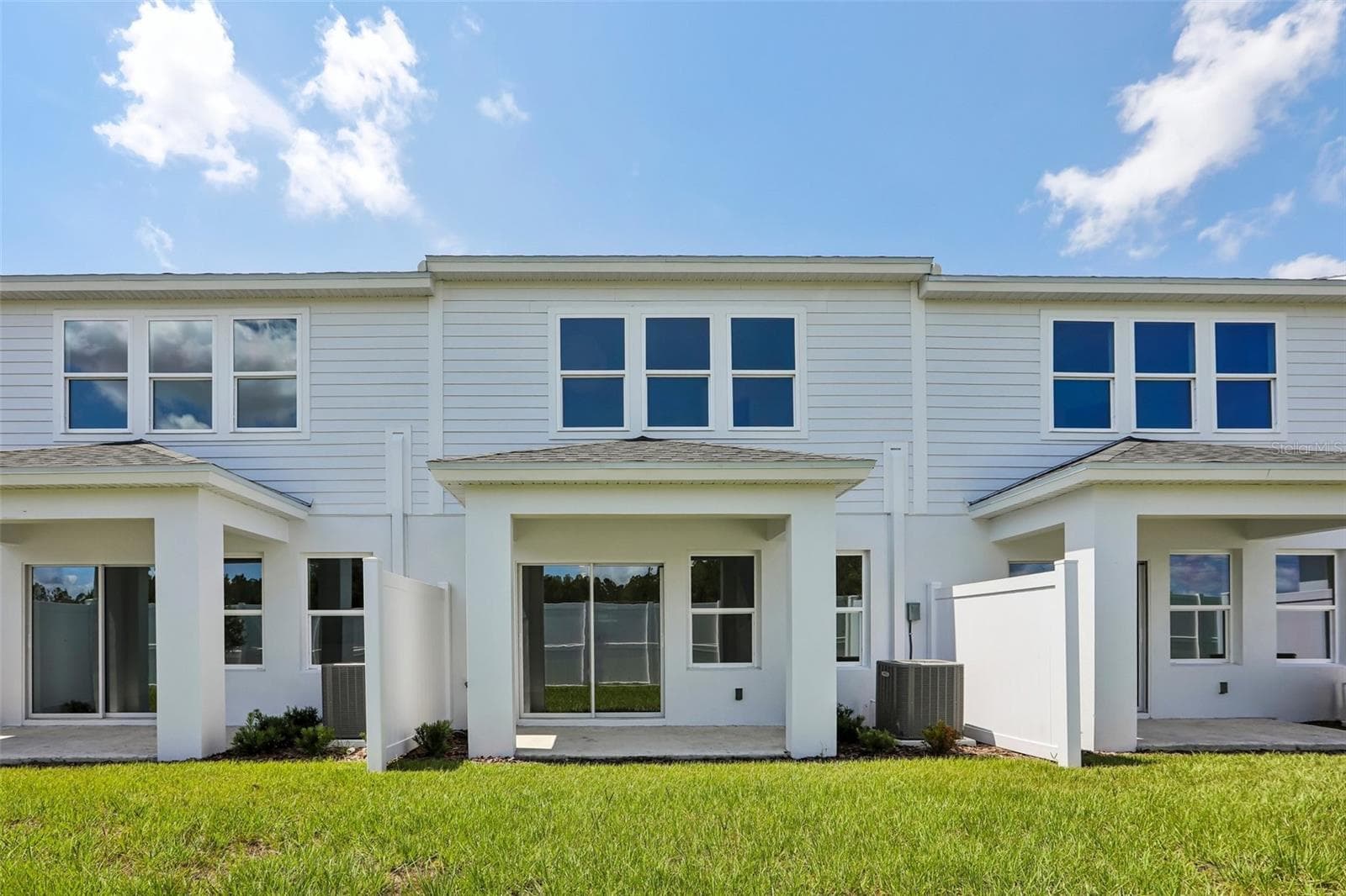 Townhouse at 34563 TURPINS AVE, ZEPHYRHILLS, photo 26 of 27
