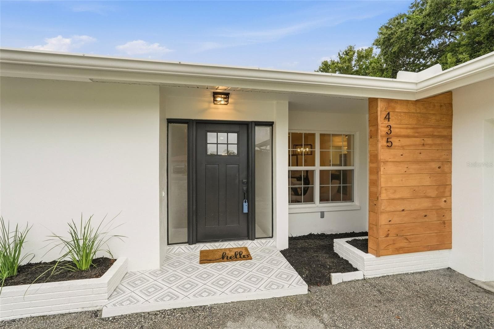 Single Family Residence at 435 MEHLENBACHER RD, LARGO, photo 2 of 44