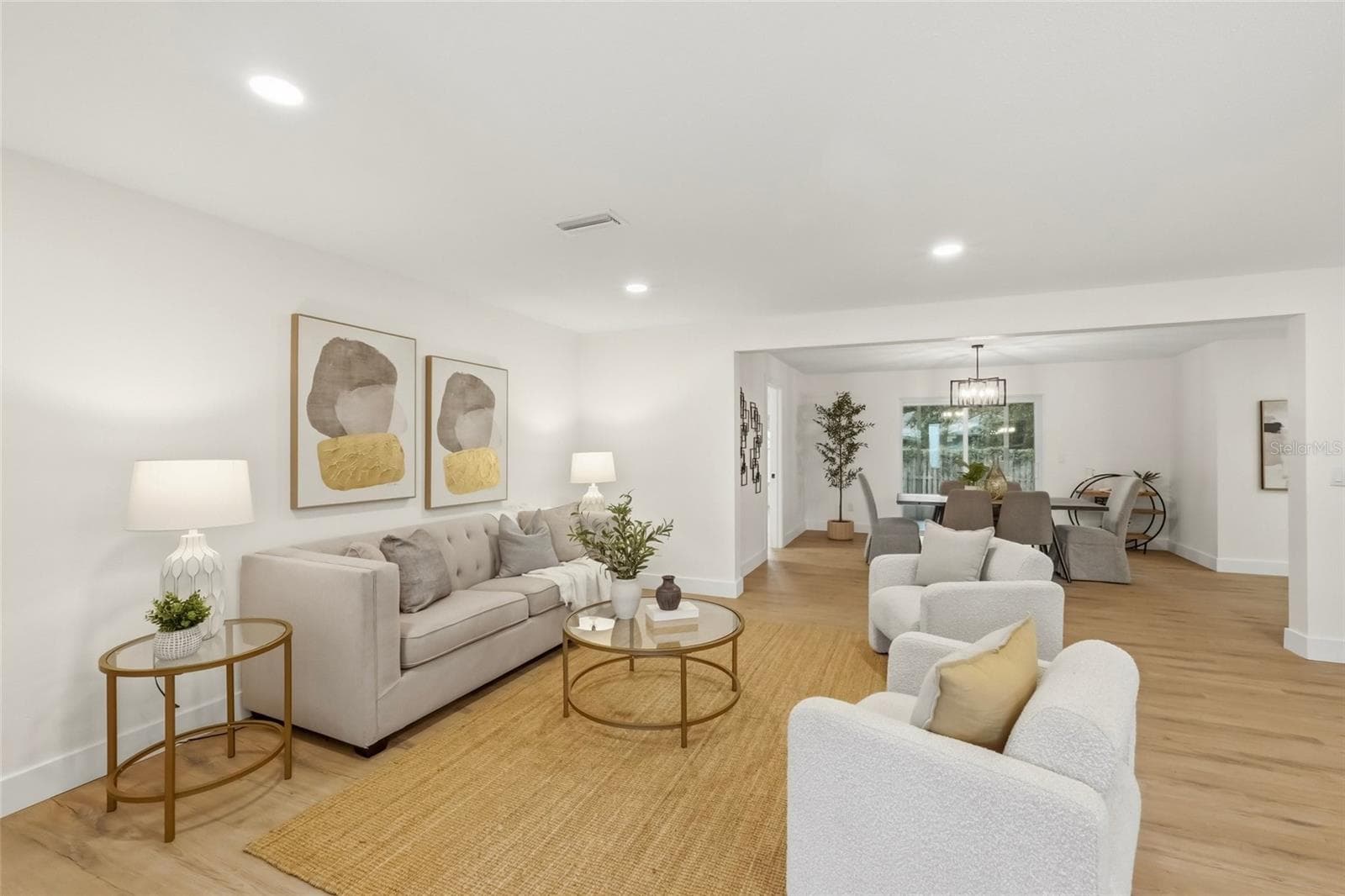 Single Family Residence at 435 MEHLENBACHER RD, LARGO, photo 4 of 44