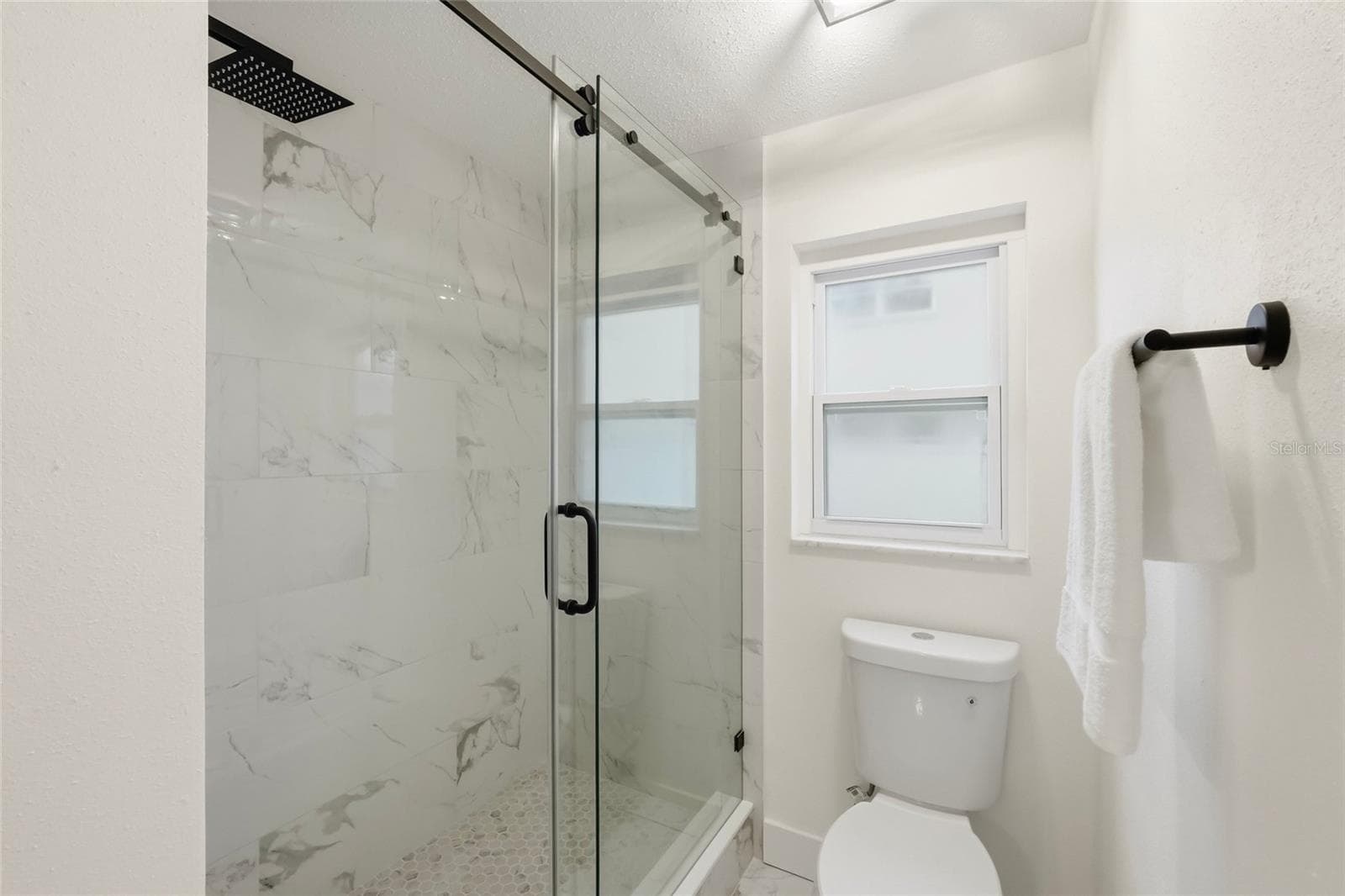 Single Family Residence at 435 MEHLENBACHER RD, LARGO, photo 12 of 44