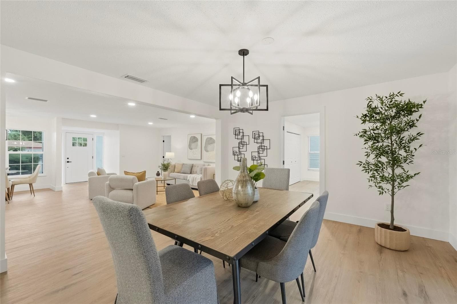 Single Family Residence at 435 MEHLENBACHER RD, LARGO, photo 15 of 44