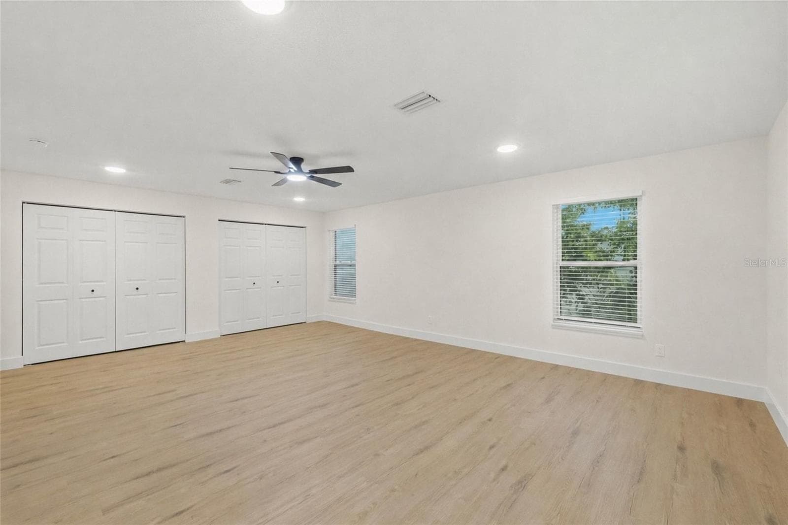 Single Family Residence at 435 MEHLENBACHER RD, LARGO, photo 17 of 44