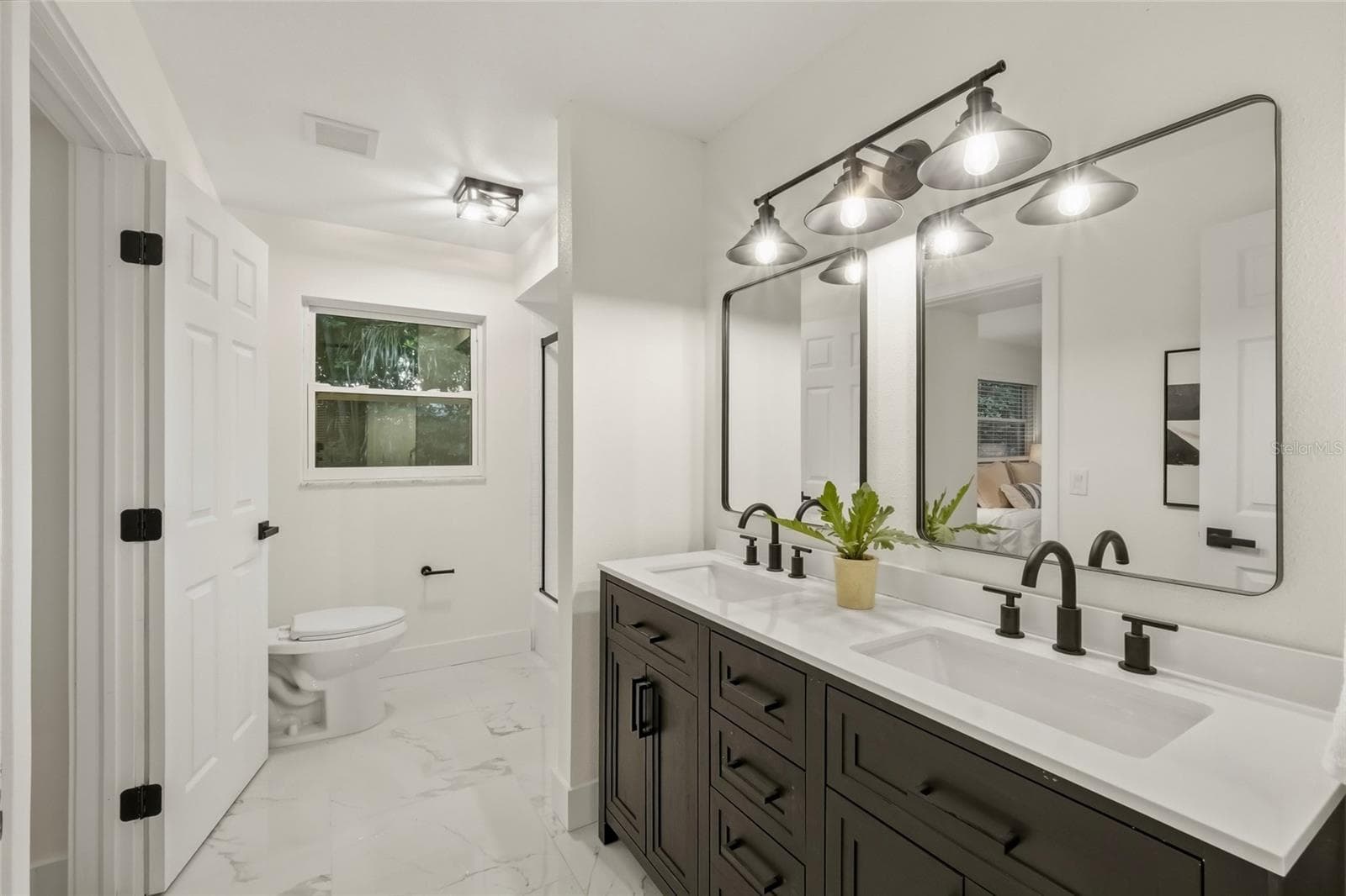 Single Family Residence at 435 MEHLENBACHER RD, LARGO, photo 25 of 44