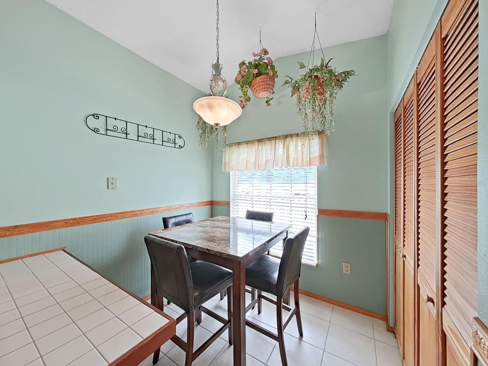 Single Family Residence at 726 STILLVIEW CIR, BRANDON, photo 20 of 56