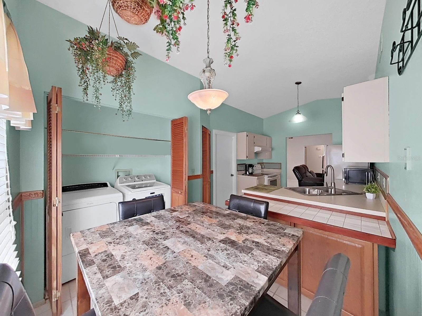 Single Family Residence at 726 STILLVIEW CIR, BRANDON, photo 23 of 56