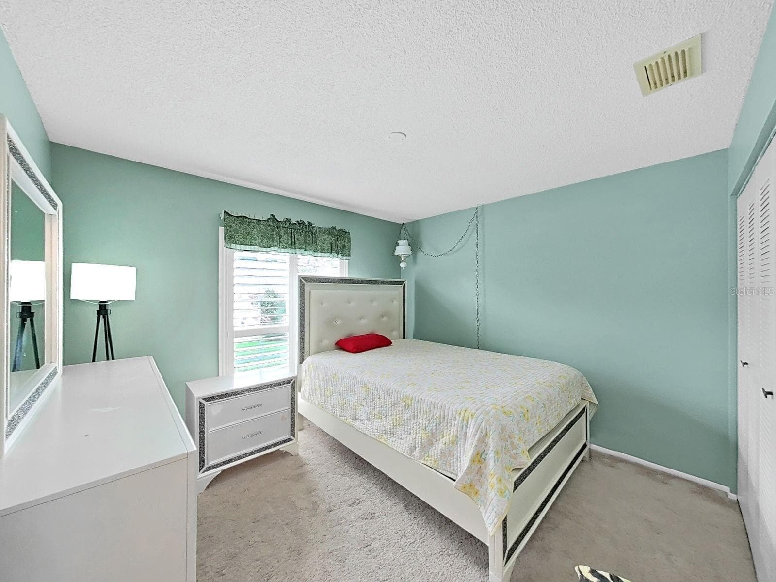 Single Family Residence at 726 STILLVIEW CIR, BRANDON, photo 24 of 56