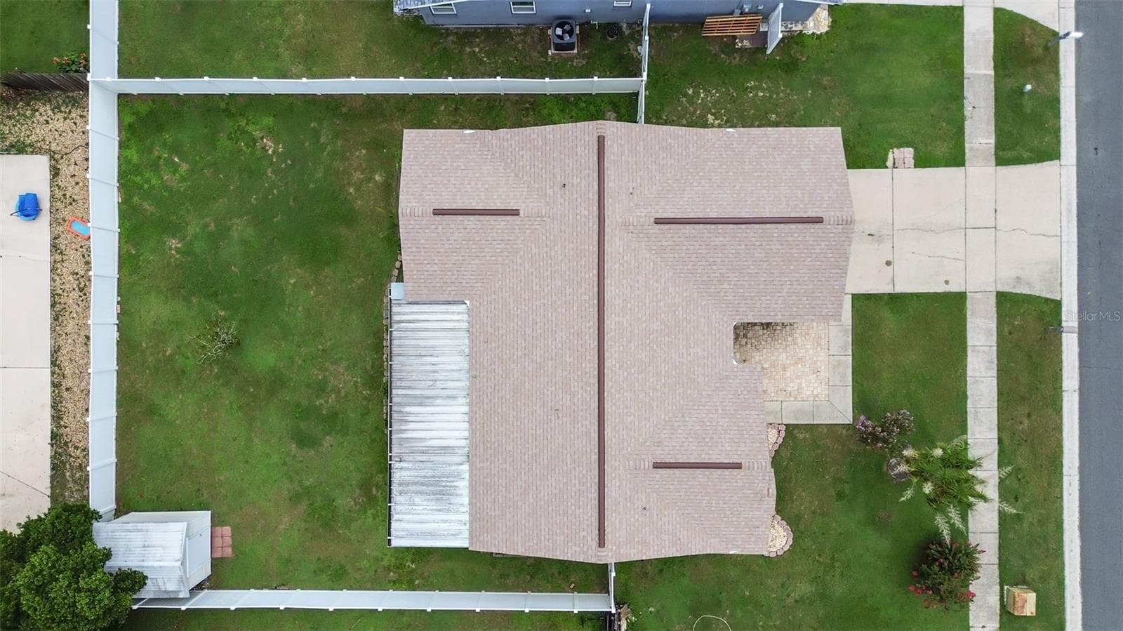 Single Family Residence at 726 STILLVIEW CIR, BRANDON, photo 44 of 56