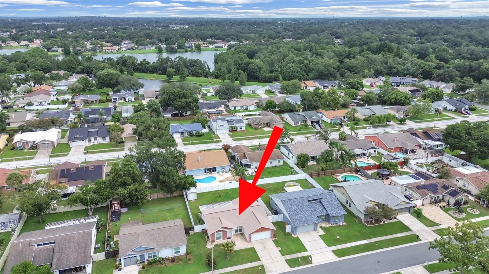 Single Family Residence at 726 STILLVIEW CIR, BRANDON, photo 48 of 56