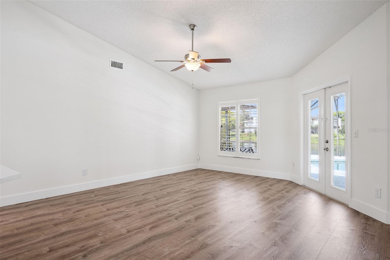 Single Family Residence at 14706 EAGLE VIEW CT, ORLANDO, photo 16 of 63