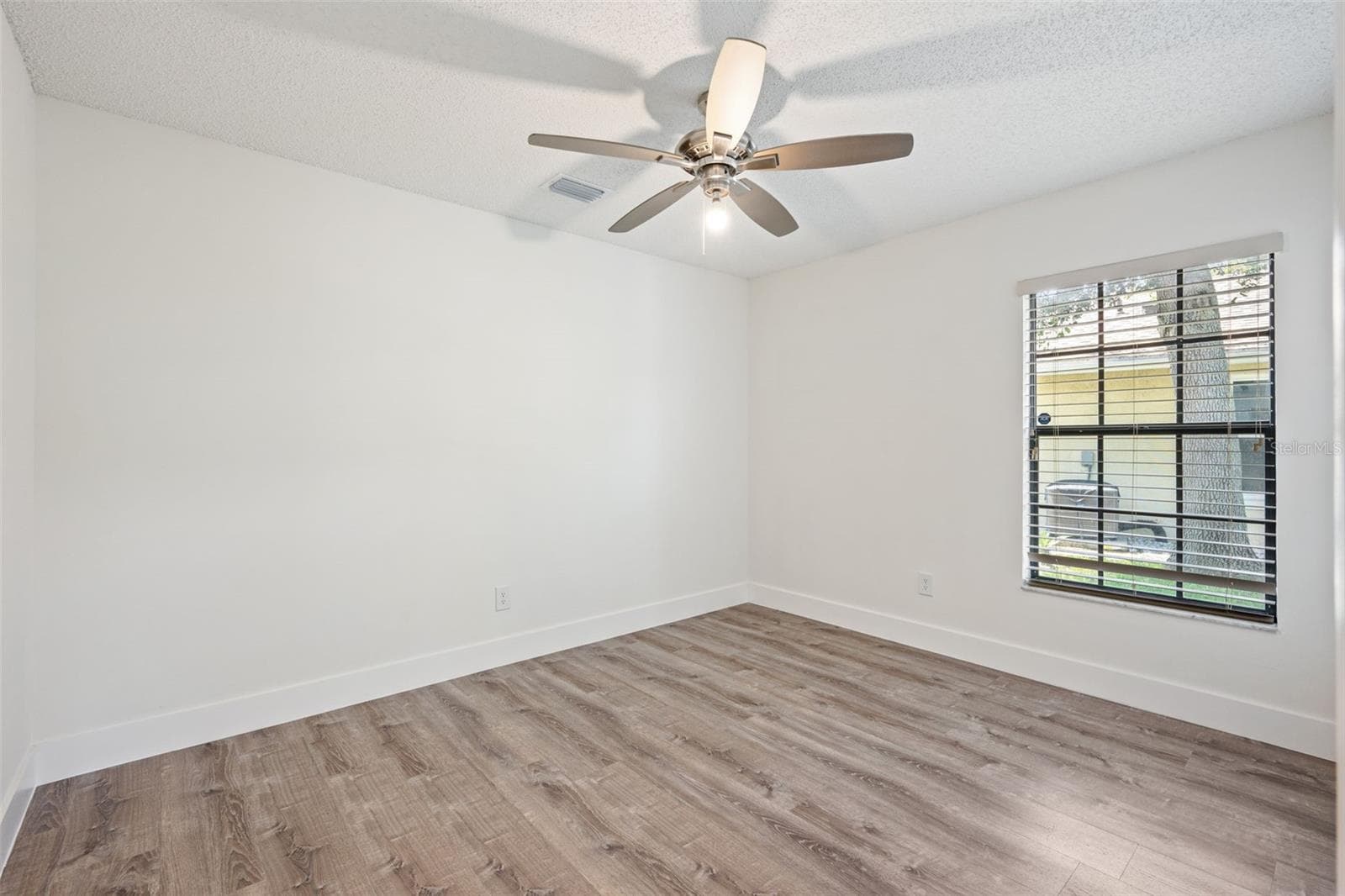 Single Family Residence at 14706 EAGLE VIEW CT, ORLANDO, photo 35 of 63
