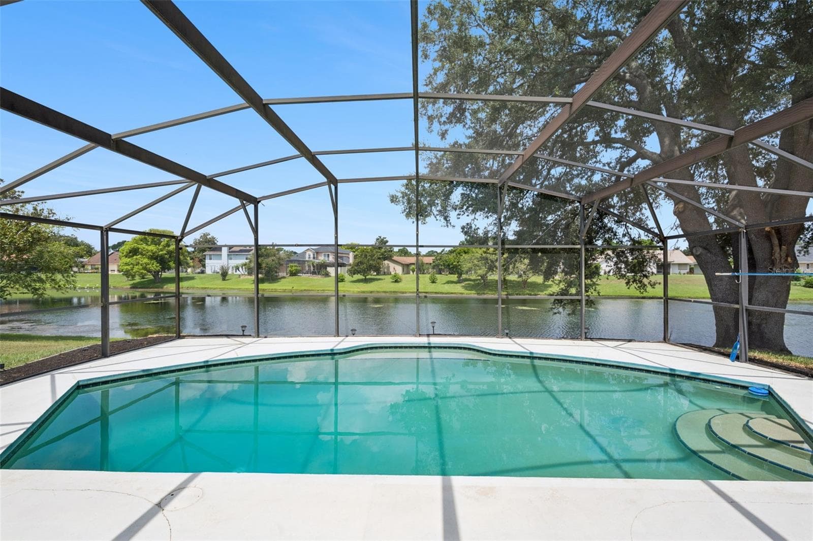 Single Family Residence at 14706 EAGLE VIEW CT, ORLANDO, photo 2 of 63
