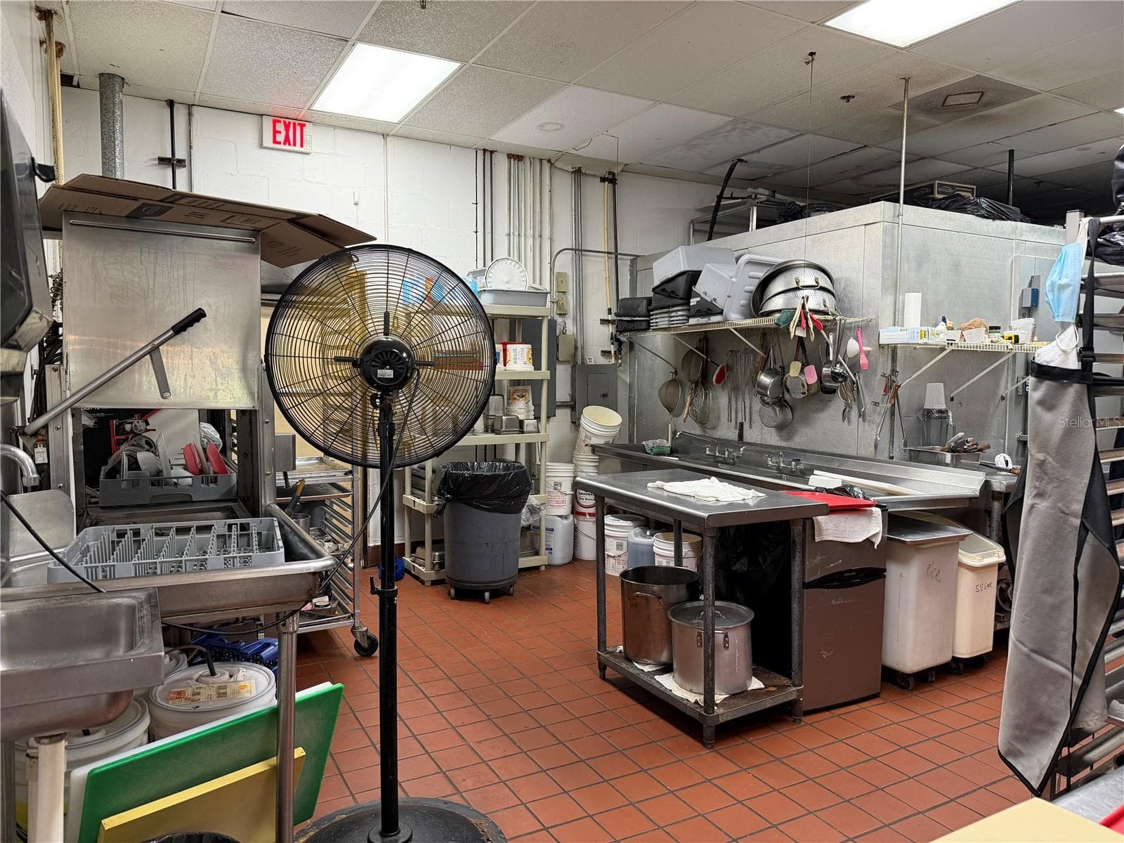 Restaurant at 12141 S ORANGE BLOSSOM TRL, ORLANDO, photo 17 of 25