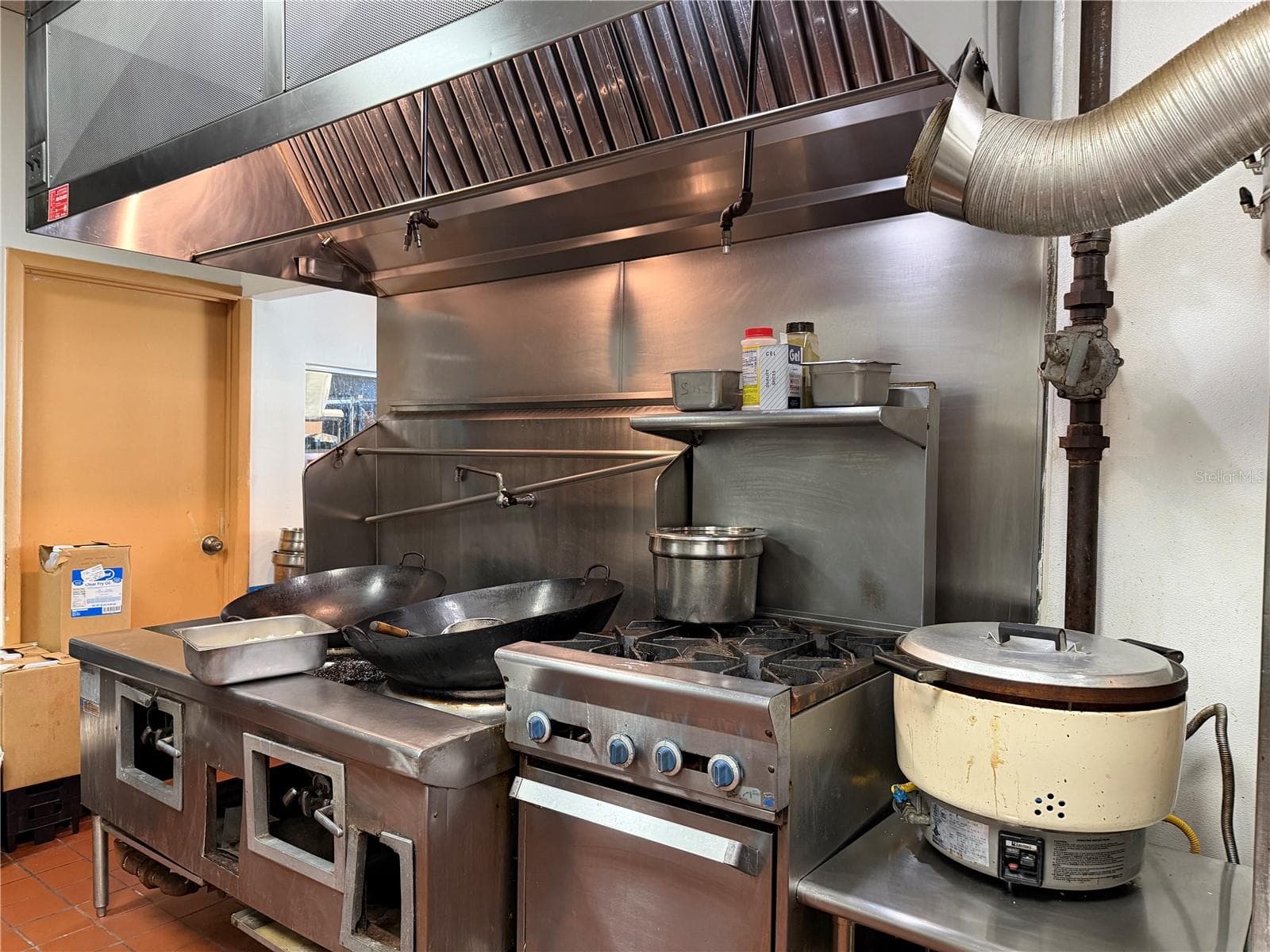 Restaurant at 12141 S ORANGE BLOSSOM TRL, ORLANDO, photo 19 of 25