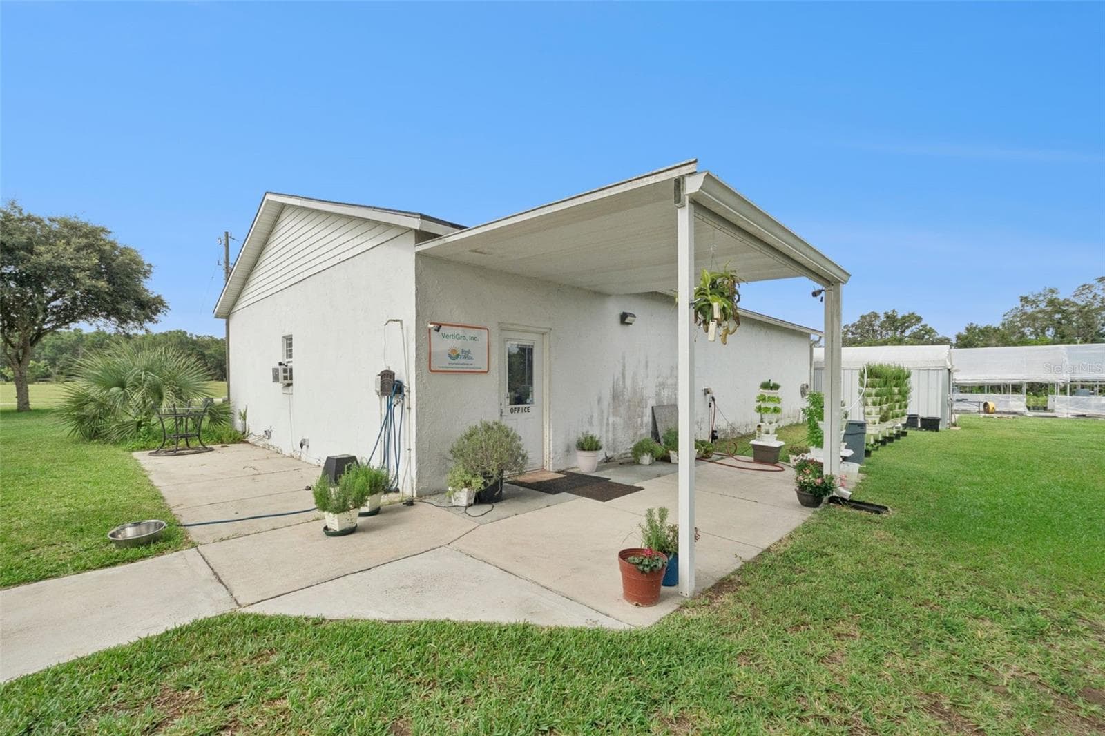 Office Building - 15000 S US HIGHWAY 441 HWY S, SUMMERFIELD
